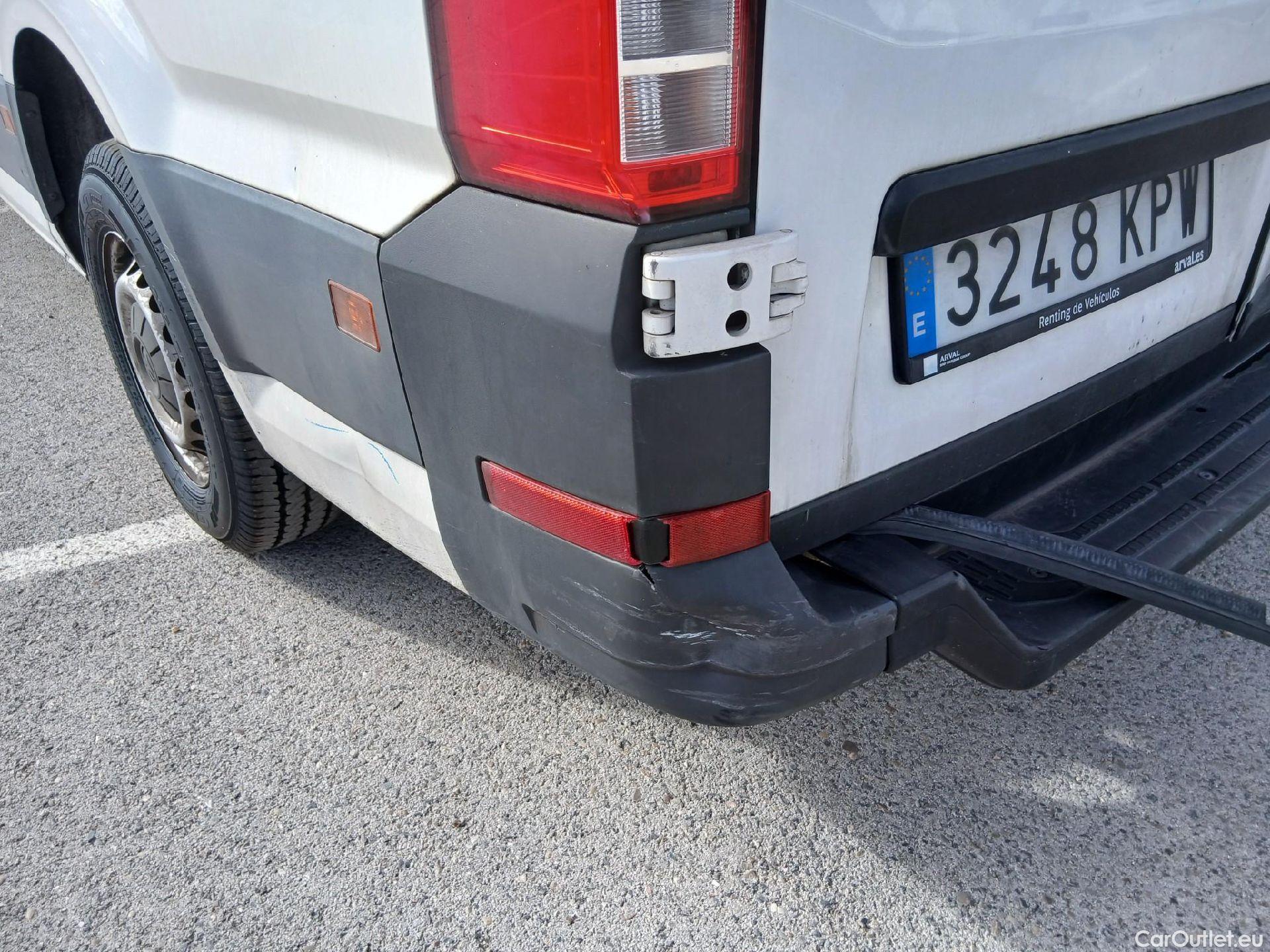  Volkswagen  Crafter VOLKSWAGEN  / 2017 / 4P / furgón 35 Furgón BM TN L3H2 2.0TDI 103kW(140CV) #23