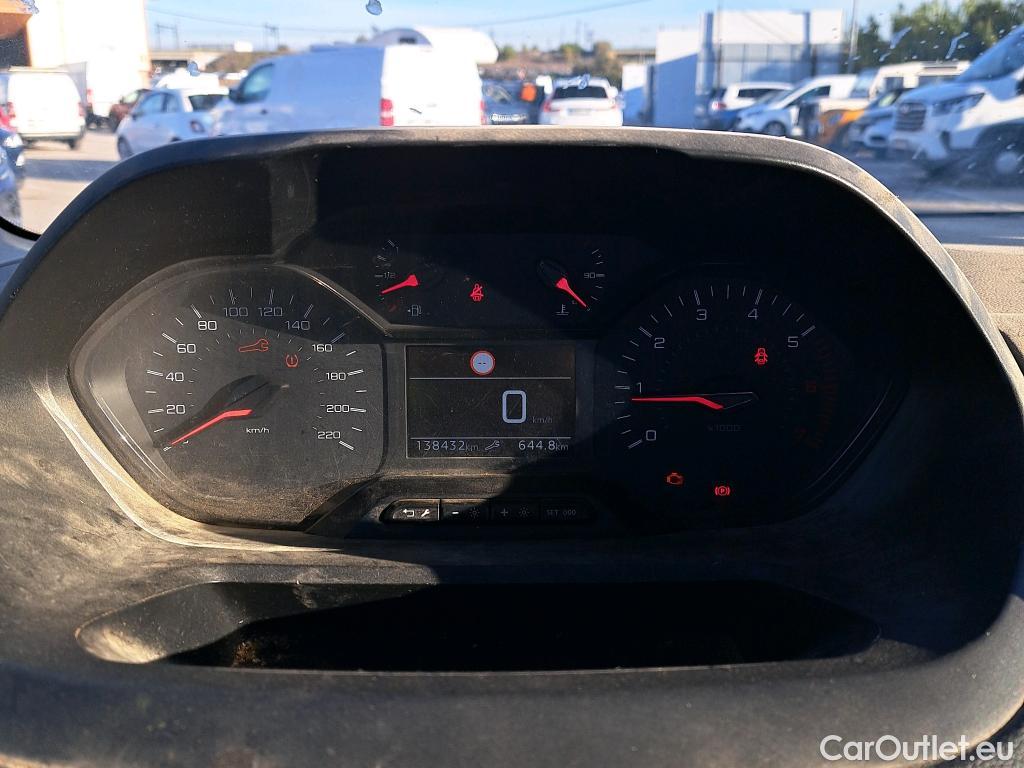  Peugeot  RIFTER PEUGEOT  / 2018 / 4P / combi Active Standard BlueHDi 73kW (IND) #38