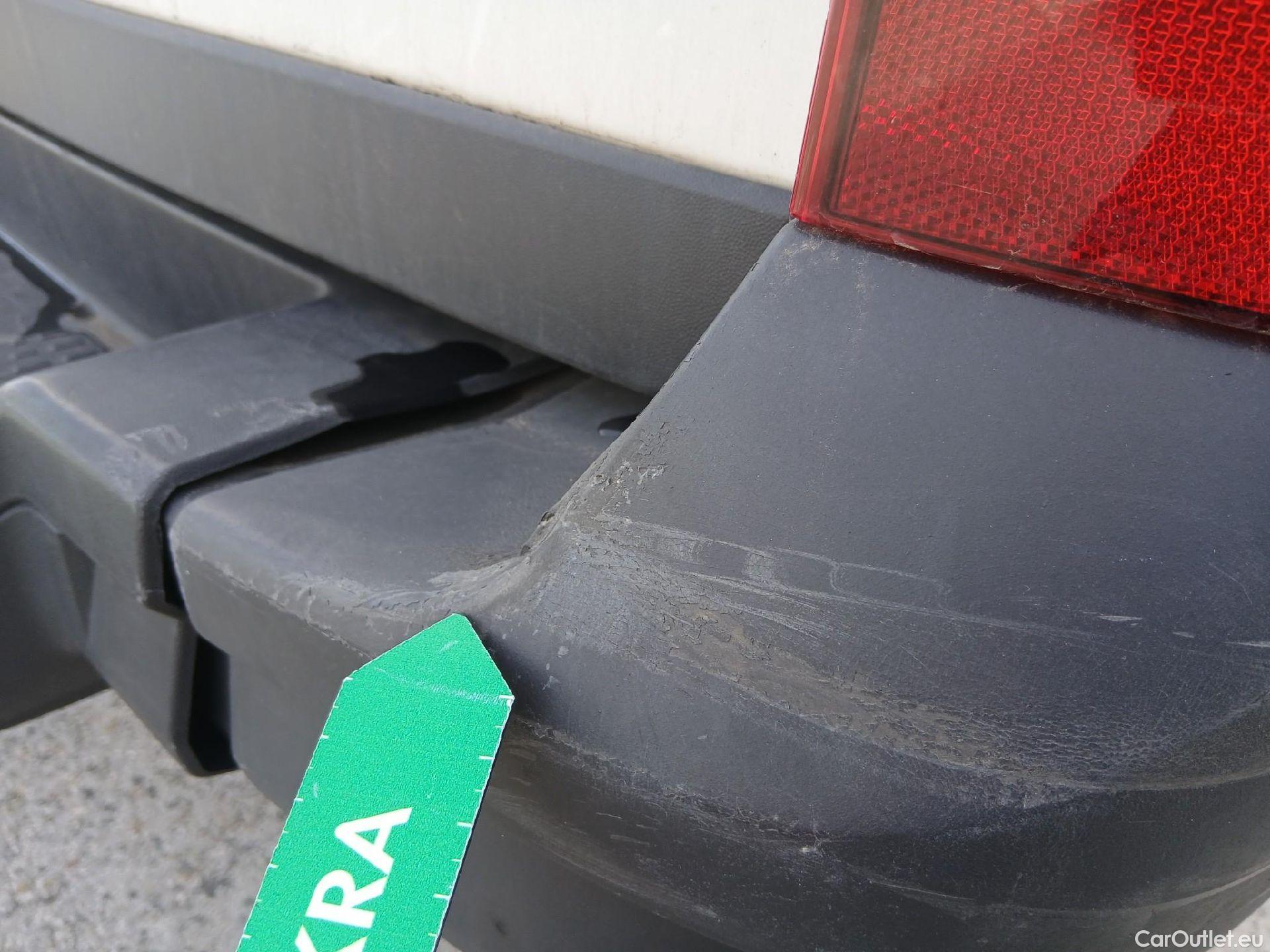  Volkswagen  Crafter VOLKSWAGEN  / 2017 / 4P / furgón 35 Furgón BM TN L3H2 2.0TDI 103kW(140CV) #37