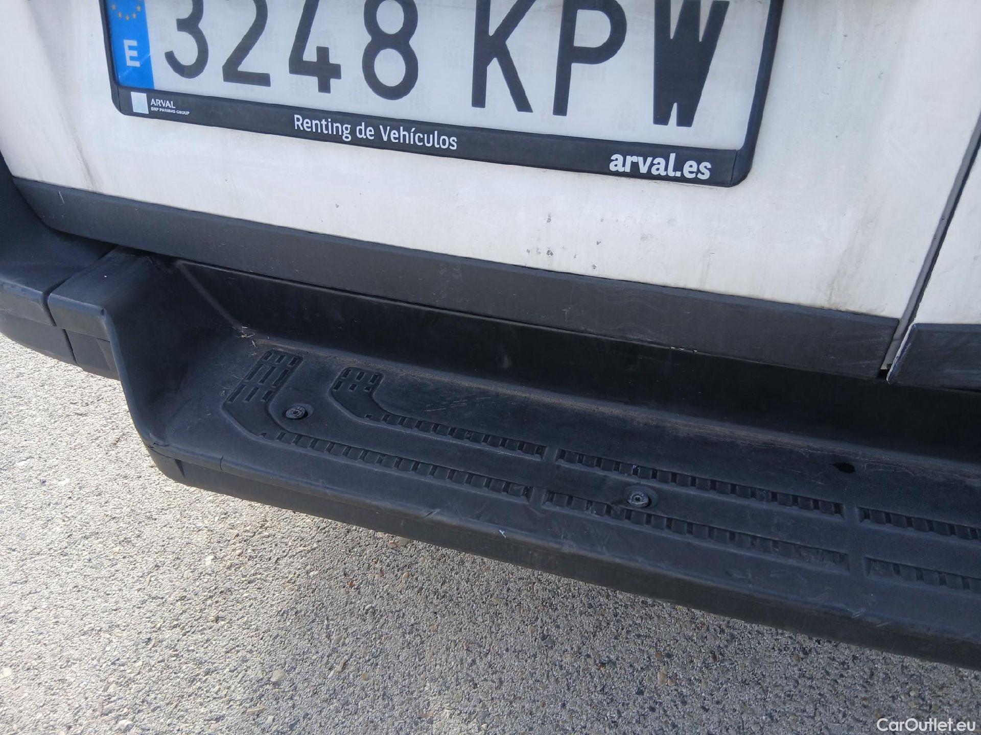  Volkswagen  Crafter VOLKSWAGEN  / 2017 / 4P / furgón 35 Furgón BM TN L3H2 2.0TDI 103kW(140CV) #49