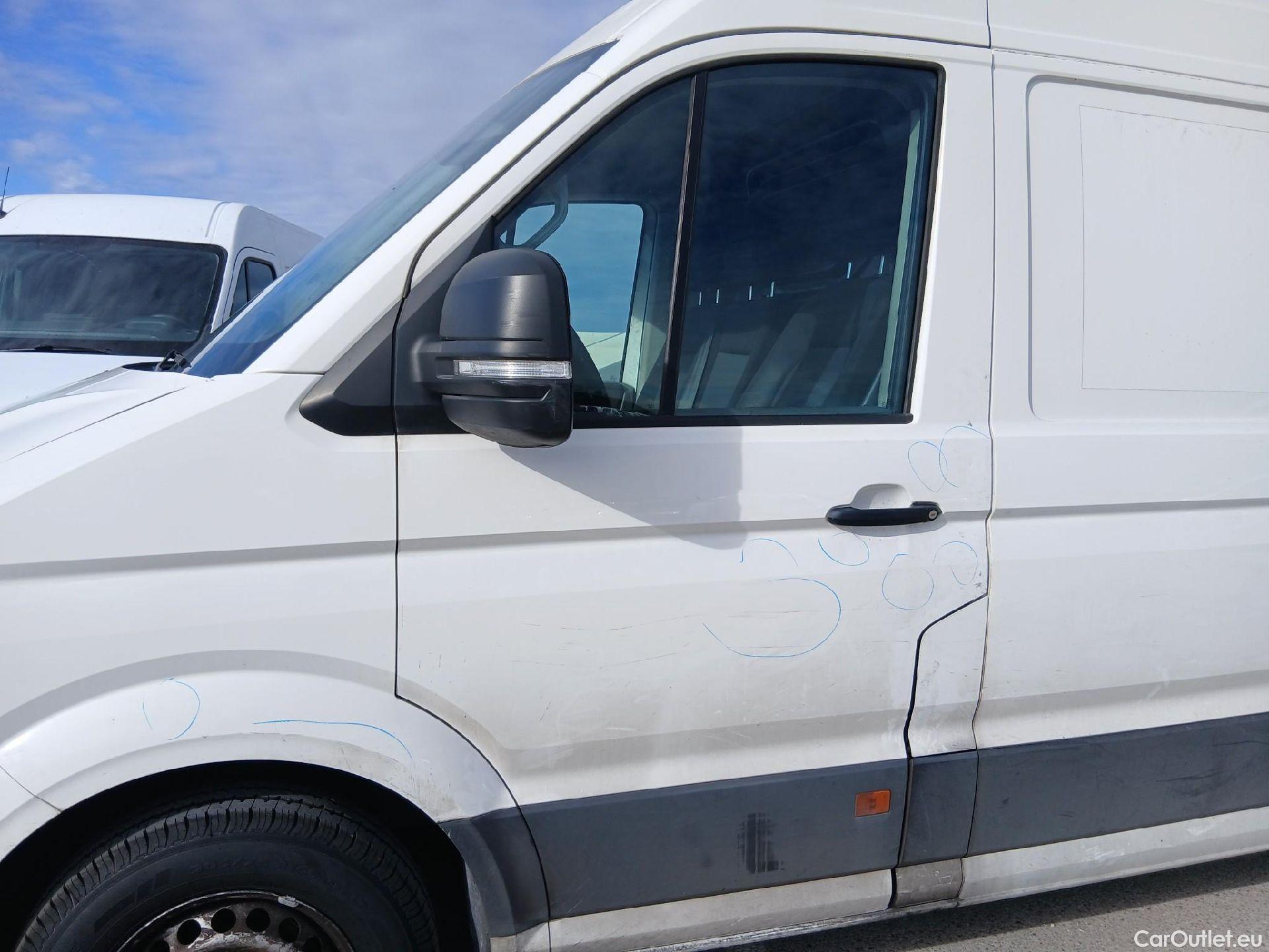  Volkswagen  Crafter VOLKSWAGEN  / 2017 / 4P / furgón 35 Furgón BM TN L3H2 2.0TDI 103kW(140CV) #12