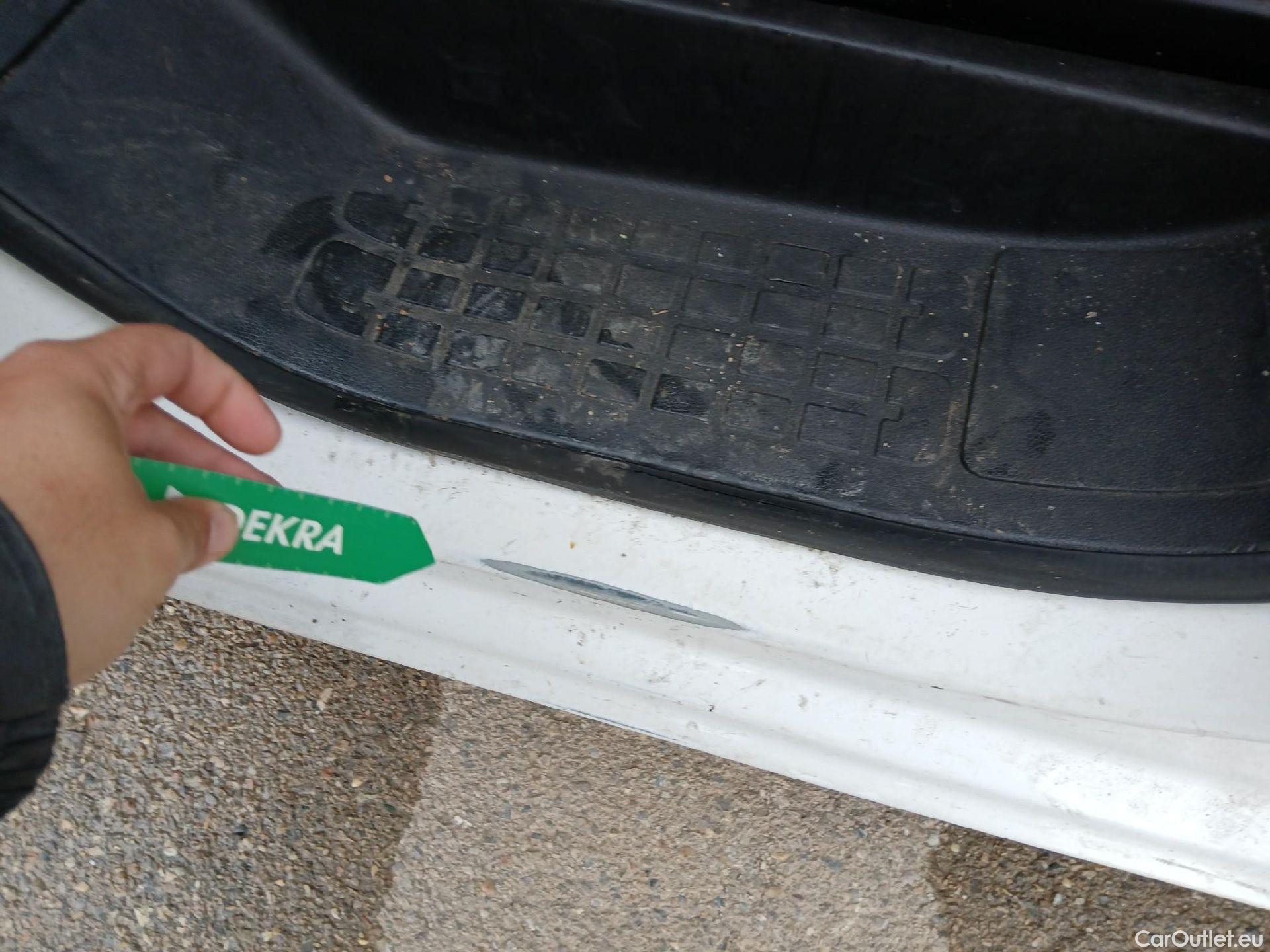  Peugeot  Expert PEUGEOT   Furgón Pro 2.0 BlueHDi 120 S&S Standard (CX) #30