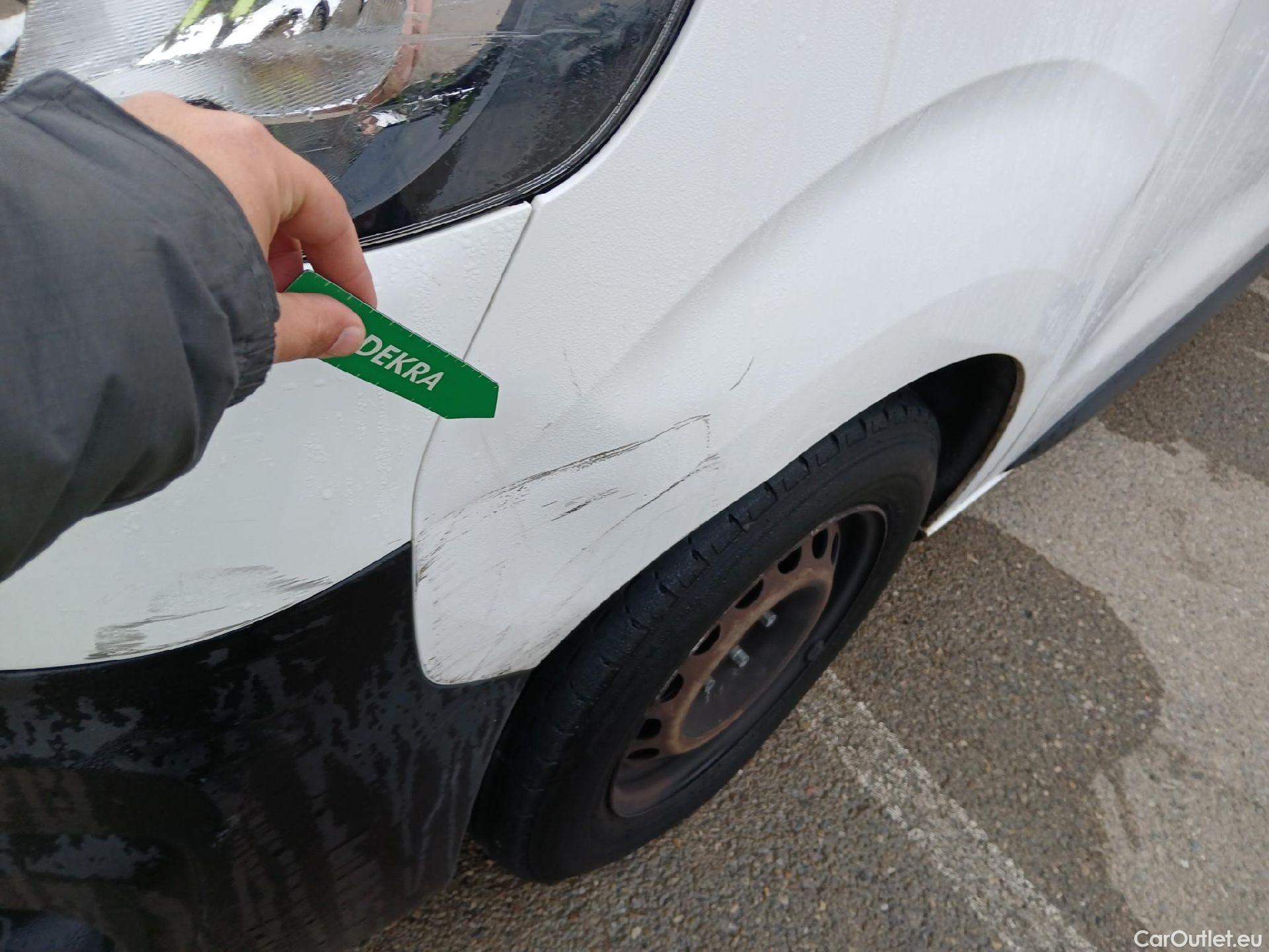  Peugeot  Expert PEUGEOT   Furgón Pro 2.0 BlueHDi 120 S&S Standard (CX) #40