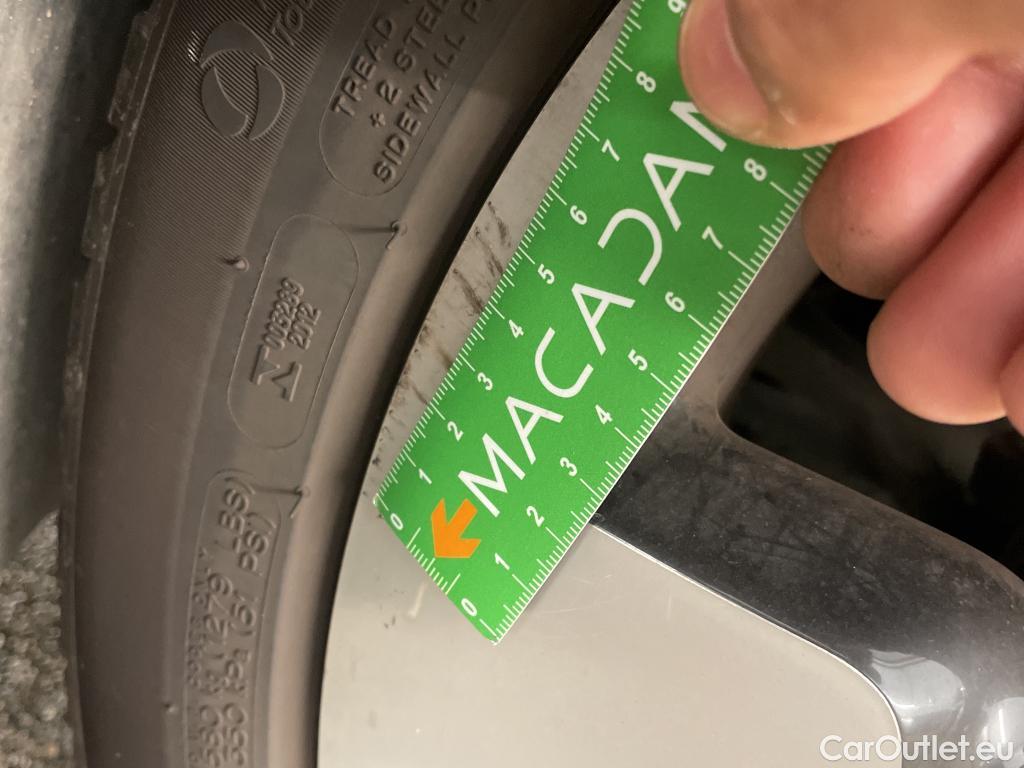  Citroen  C4 Cactus  Shine Business 1.2 PureTech 110CV BVM6 E6d #11