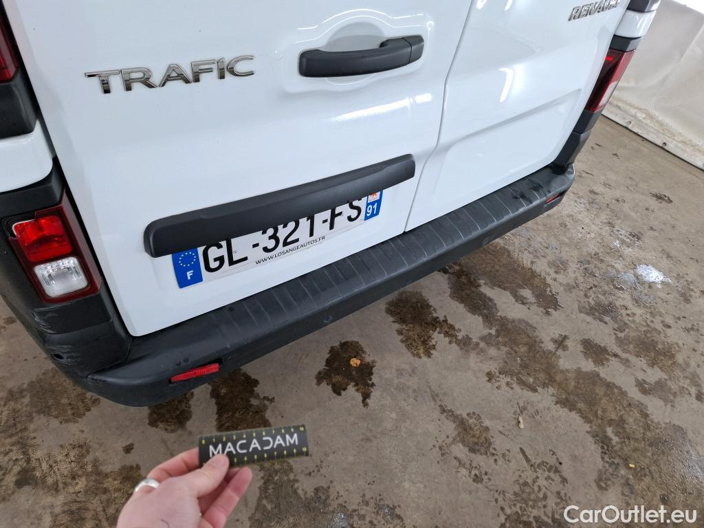  Renault  Trafic  III Fourgon L2H1 3T Confort 2.0 dCi 130CV BVM6 E6d #17