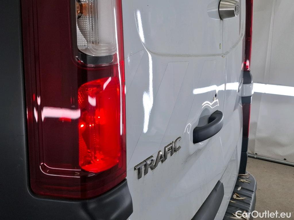  Renault  Trafic RENAULT  / 2019 / 4P / Fourgon tole NV FG GCF L1H1 1000 dCi 120 S&S #28