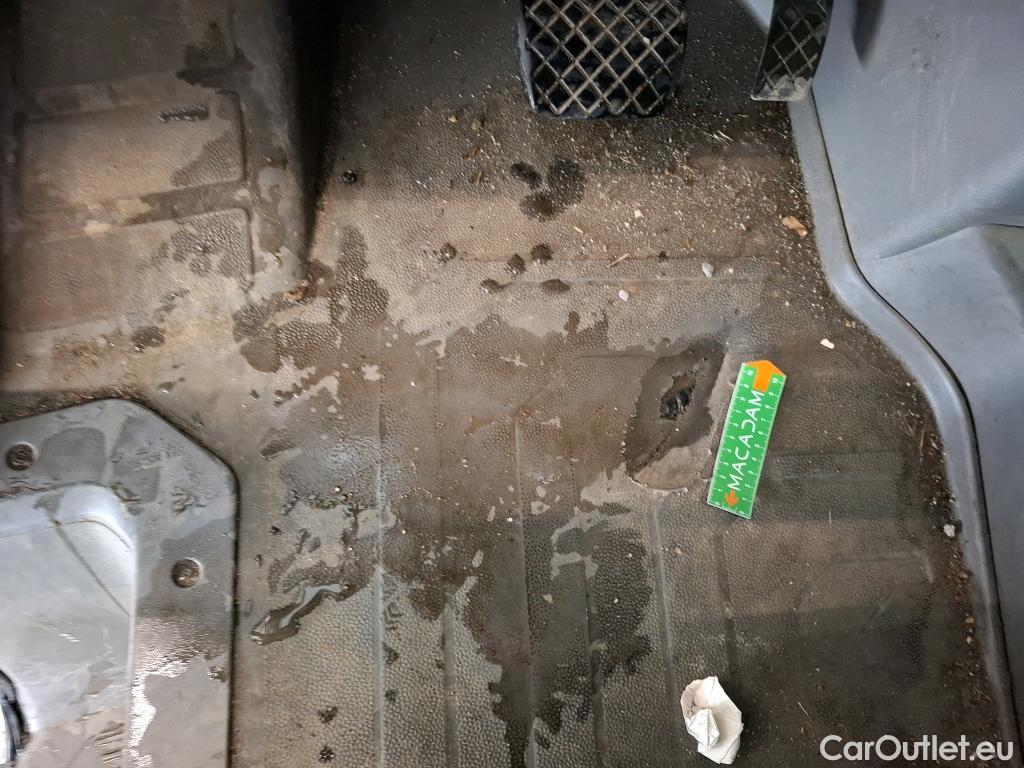  Volkswagen  Crafter  Fourgon e- 35 Fourgon mittellang Hochdach FWD 35kWh BVA #28