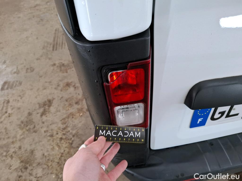  Renault  Trafic  III Fourgon L2H1 3T Confort 2.0 dCi 130CV BVM6 E6d #30