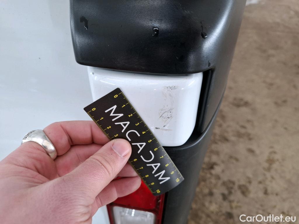  Renault  Trafic  III Fourgon L2H1 3T Confort 2.0 dCi 130CV BVM6 E6d #50