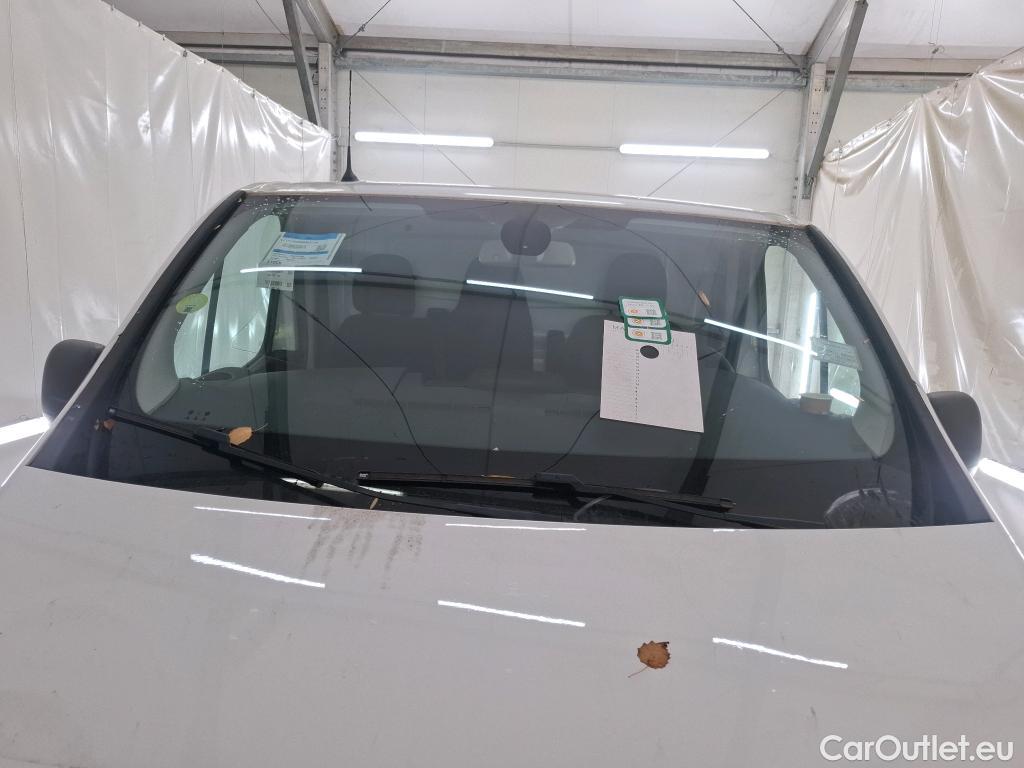  Renault  Trafic RENAULT  / 2019 / 4P / Fourgon tole NV FG GCF L1H1 1000 dCi 120 S&S #1