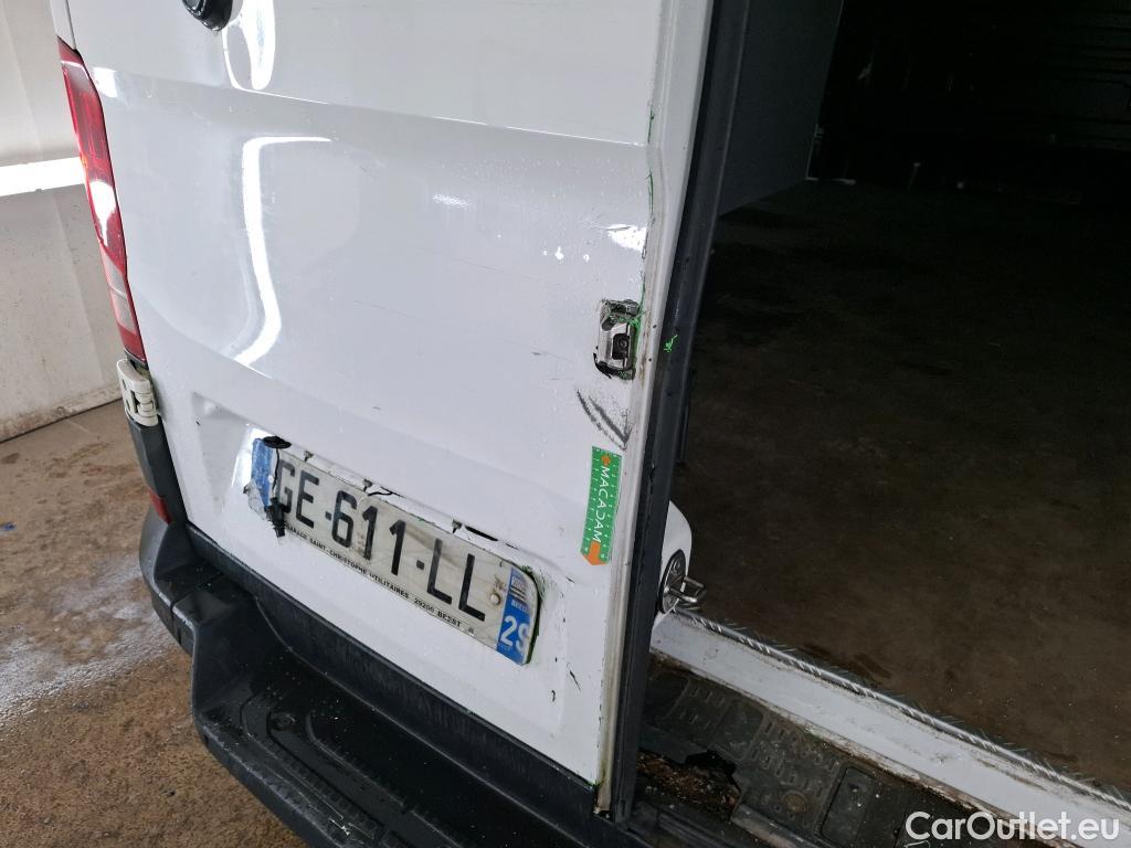  Volkswagen  Crafter  Fourgon e- 35 Fourgon mittellang Hochdach FWD 35kWh BVA #32