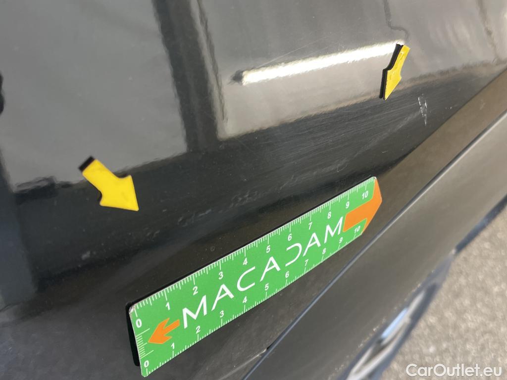  Citroen  C4 Cactus  Shine Business 1.2 PureTech 110CV BVM6 E6d #21