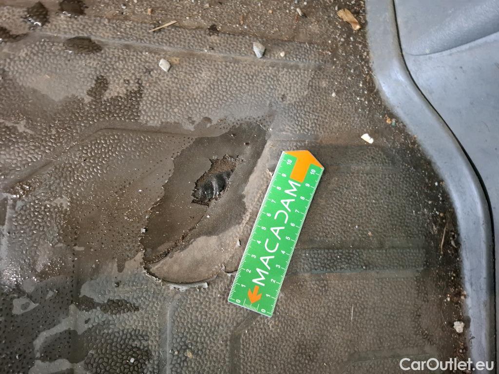  Volkswagen  Crafter  Fourgon e- 35 Fourgon mittellang Hochdach FWD 35kWh BVA #29