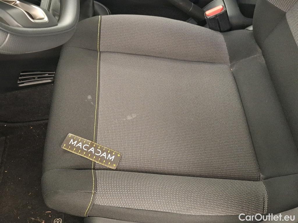  Citroen  C3  Feel Business 1.2 PureTech 70CV BVM5 E6 #10