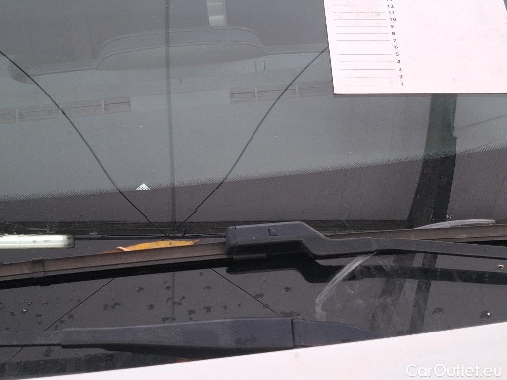  Renault  Trafic RENAULT  / 2019 / 4P / Fourgon tole NV FG GCF L1H1 1000 dCi 120 S&S #6