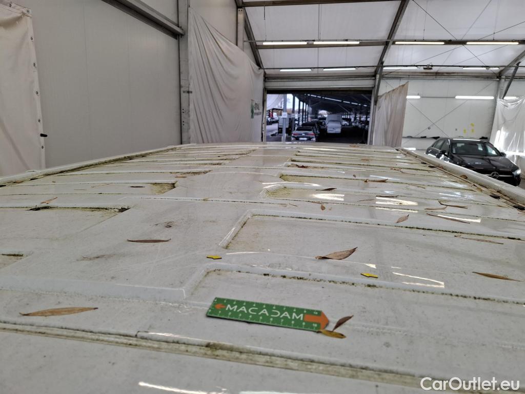  Renault  Trafic RENAULT  / 2019 / 4P / Fourgon tole NV FG GCF L1H1 1000 dCi 120 S&S #13