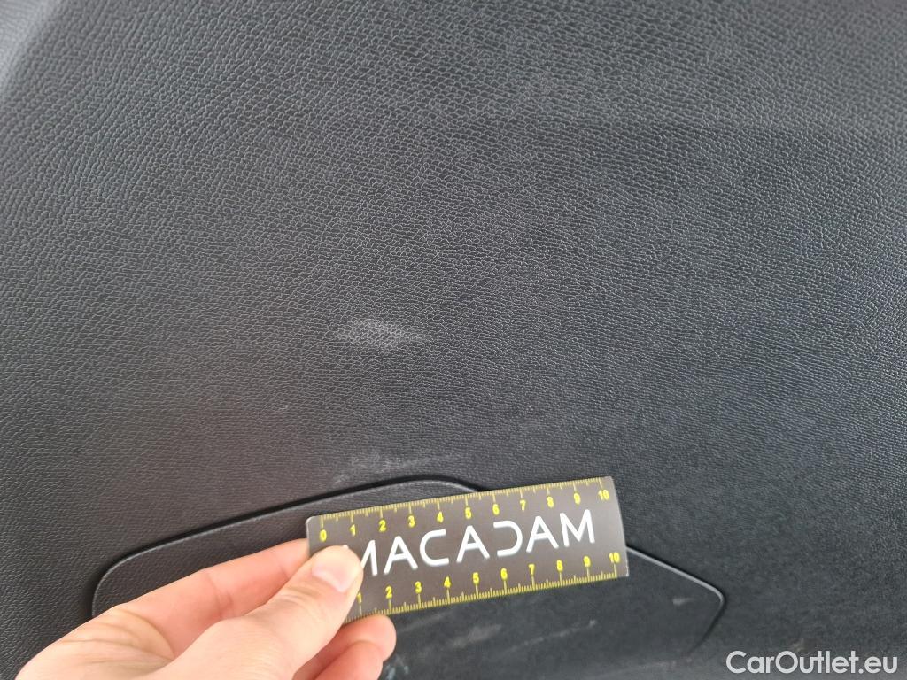  DS  DS7 DS DS 7 Crossback / 2017 / 5P / SUV BlueHDi 130 Automatique Business #18