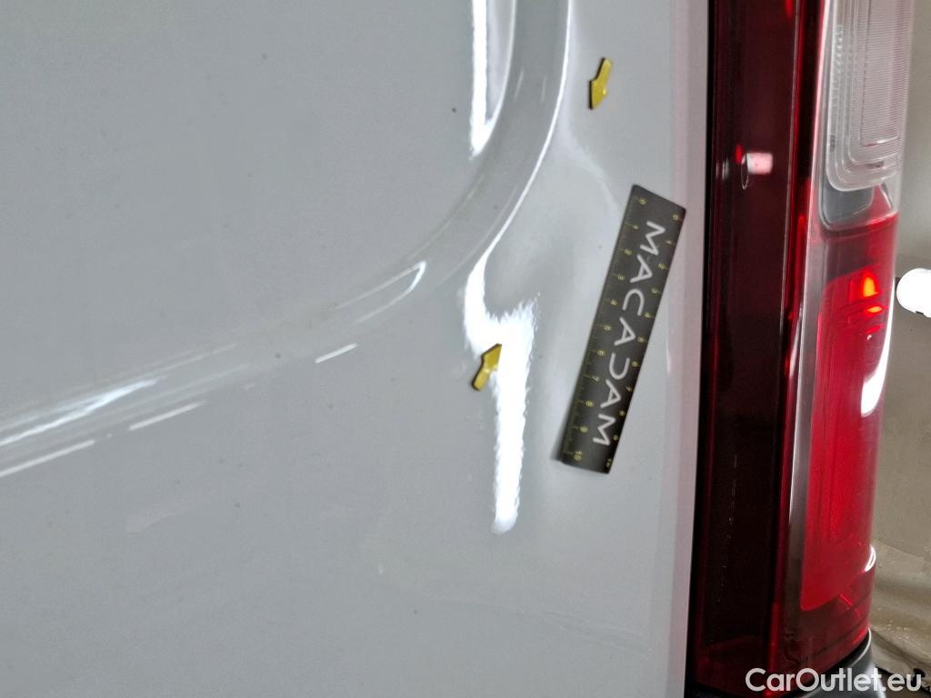  Renault  Trafic  III Fourgon L2H1 3T Confort 2.0 dCi 130CV BVM6 E6d #15