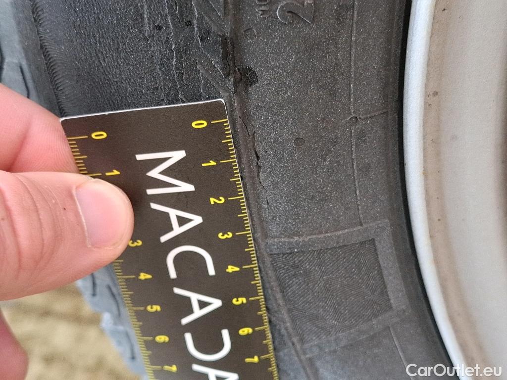  Renault  Trafic  III Fourgon L2H1 3T Confort 2.0 dCi 130CV BVM6 E6d #27