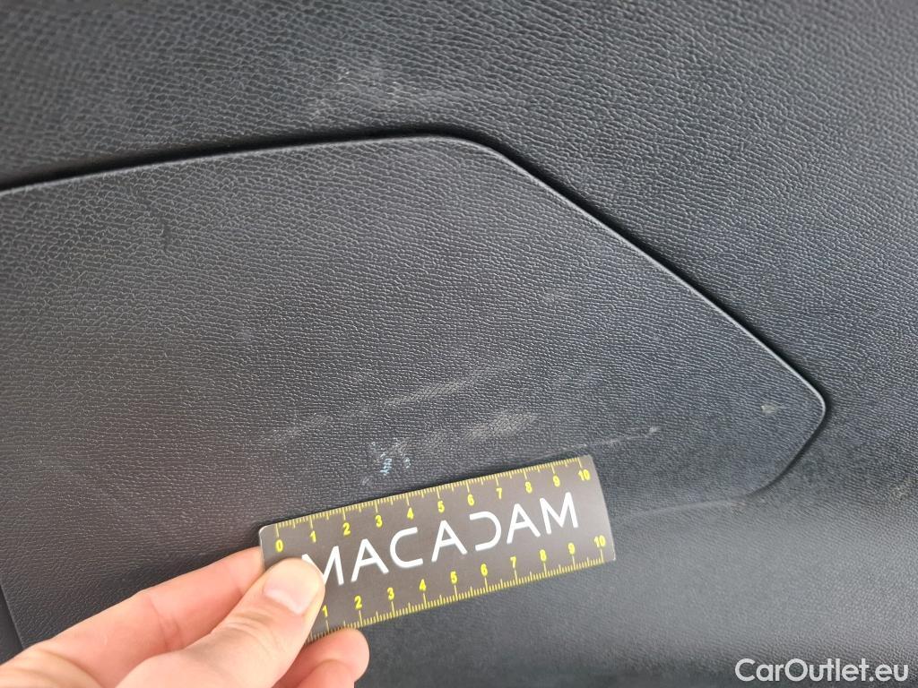  DS  DS7 DS DS 7 Crossback / 2017 / 5P / SUV BlueHDi 130 Automatique Business #17