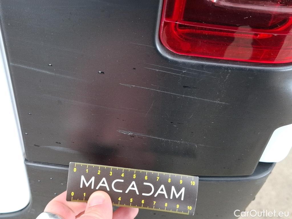  Renault  Trafic  III Fourgon L2H1 3T Confort 2.0 dCi 130CV BVM6 E6d #37