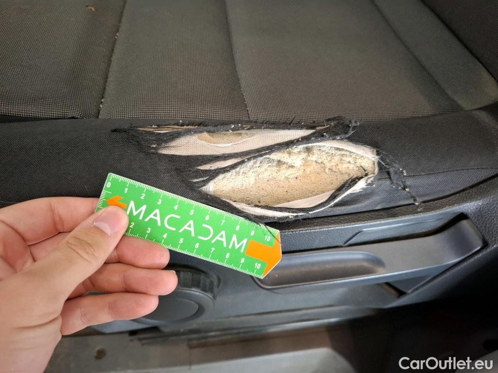  Volkswagen  Crafter  Fourgon e- 35 Fourgon mittellang Hochdach FWD 35kWh BVA #24