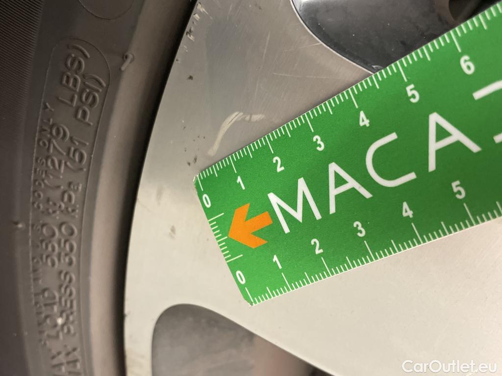  Citroen  C4 Cactus  Shine Business 1.2 PureTech 110CV BVM6 E6d #12