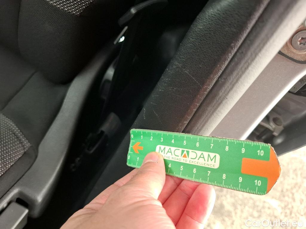  Citroen  C3 CITROEN  5p Berline PureTech 82 SandS BVM Feel Busin #6