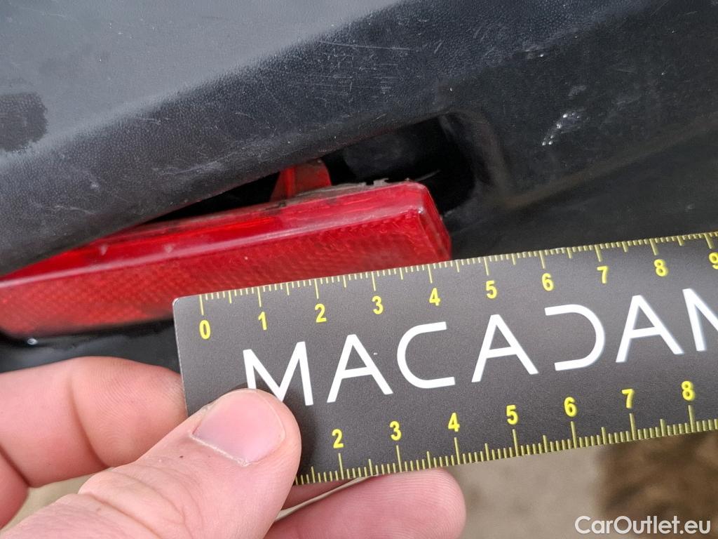  Renault  Trafic  III Fourgon L2H1 3T Confort 2.0 dCi 130CV BVM6 E6d #45