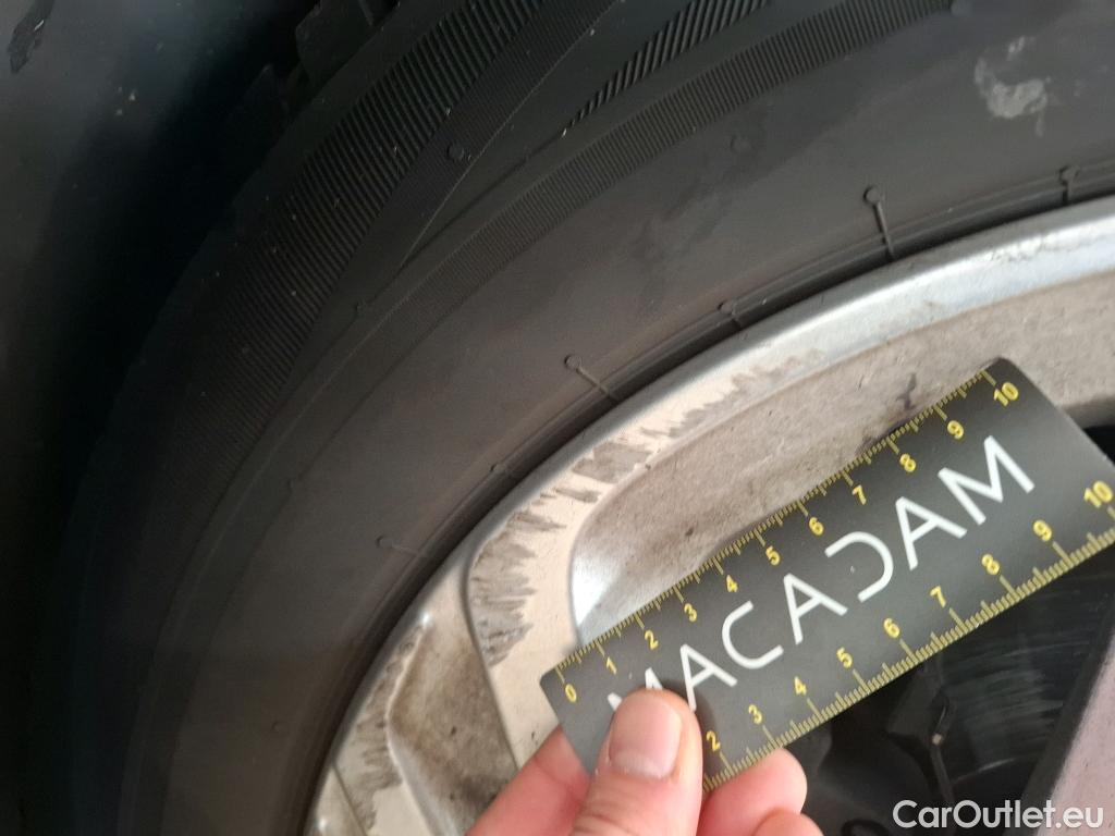  DS  DS7 DS DS 7 Crossback / 2017 / 5P / SUV BlueHDi 130 Automatique Business #13