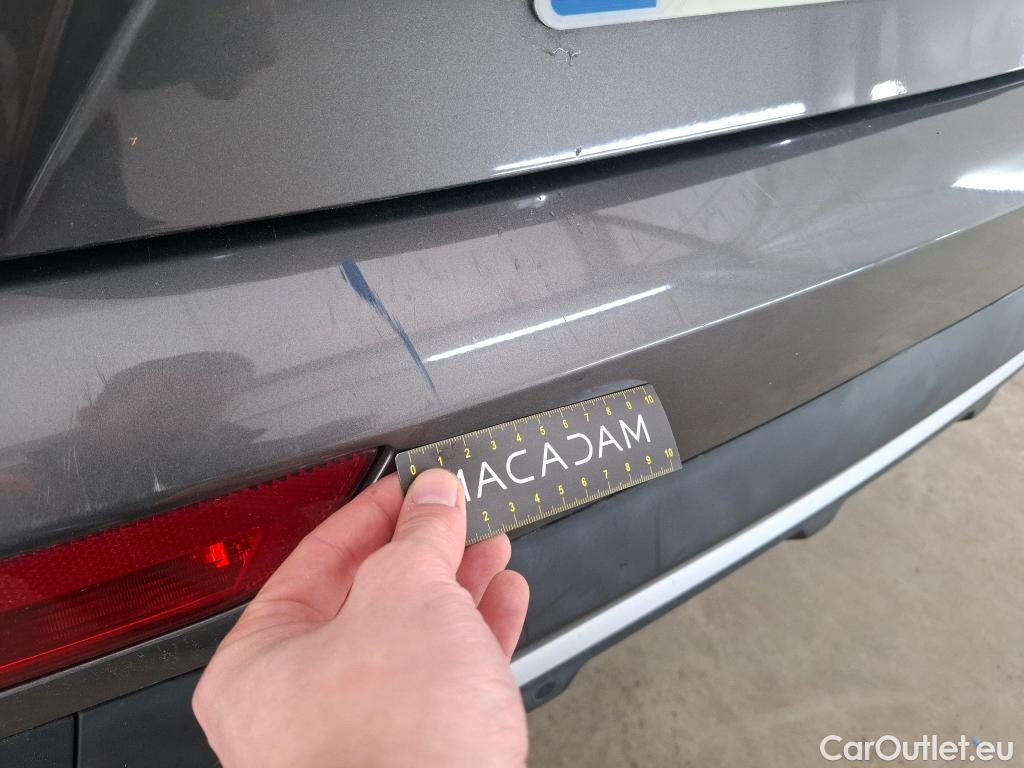  DS  DS7 DS DS 7 Crossback / 2017 / 5P / SUV BlueHDi 130 Automatique Business #4