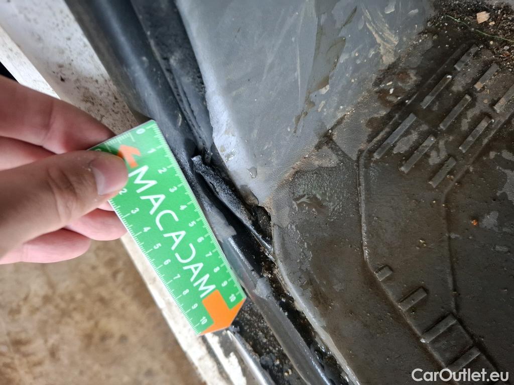  Volkswagen  Crafter  Fourgon e- 35 Fourgon mittellang Hochdach FWD 35kWh BVA #26