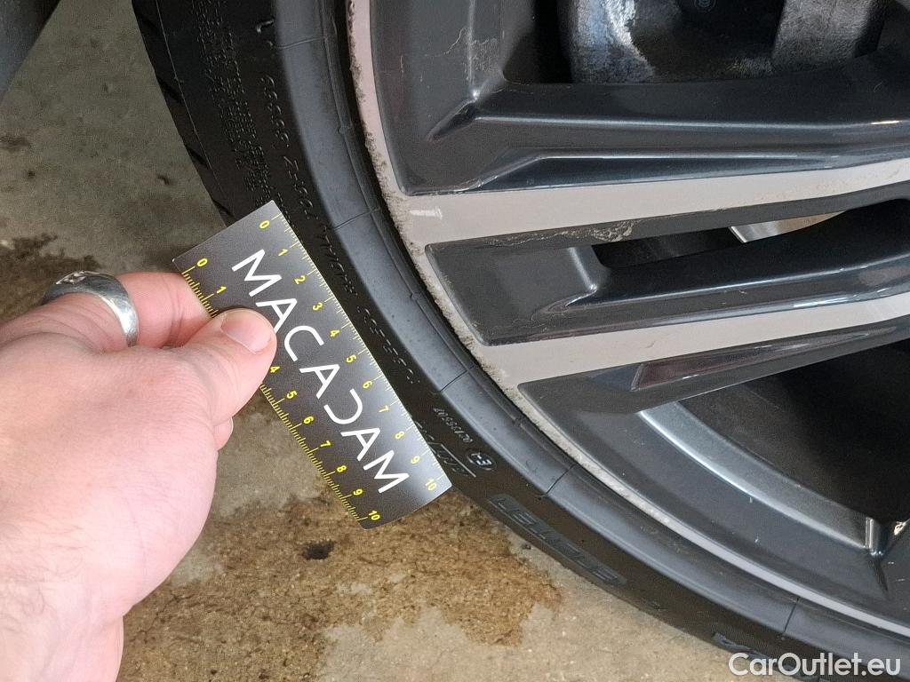  Bmw  Serie 2 BMW Série 2 Gran Coupé / 2019 / 4P / Berline 220D AUTO Business Design #14