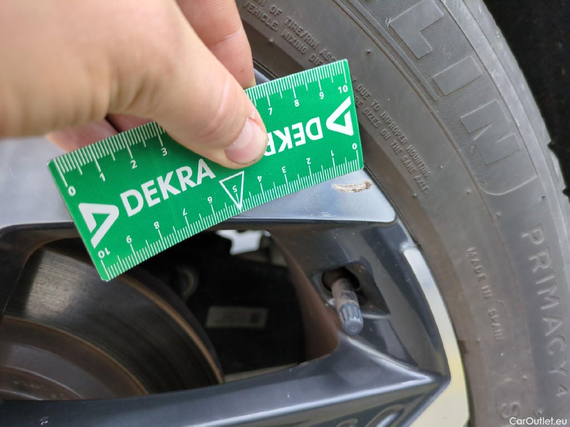  Hyundai  Tucson HYUNDAI  / 2020 / 5P / SUV 1.6 PHEV 265 HTRAC EXECUTIVE 4WD AUTO #10