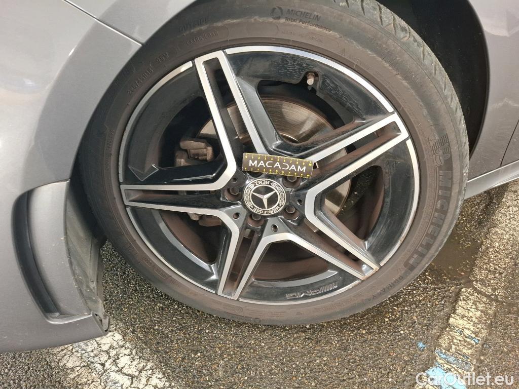  Mercedes  A-Klasse MERCEDES-BENZ Classe A Berline / 2018 / 4P / Berline A 200 AMG Line 7G-DCT #4