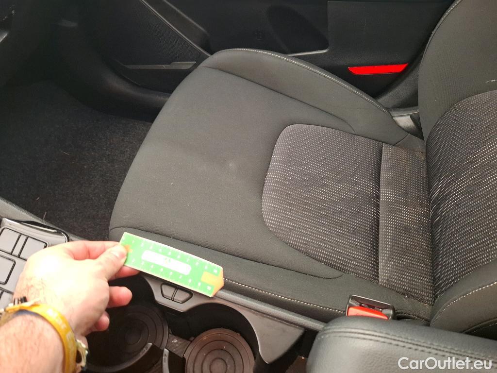  KIA  Sportage KIA  / 2021 / 5P / SUV 1.6 T-GDI 265 PHEV AUTO 4WD ACTIVE BUSIN #13