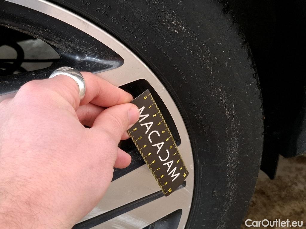  Hyundai  Bayon HYUNDAI  / 2021 / 5P / SUV 1.0 T-GDI 100 DCT- 7 HYB 48V EXECUTIVE #16