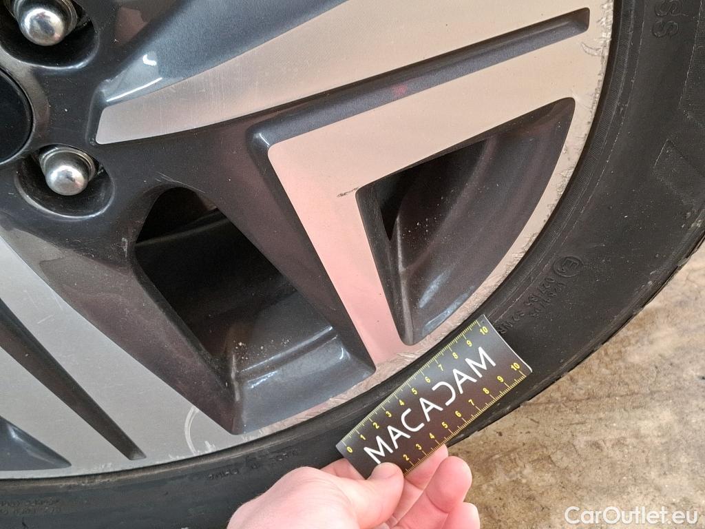  Hyundai  Bayon HYUNDAI  / 2021 / 5P / SUV 1.0 T-GDI 100 DCT- 7 HYB 48V EXECUTIVE #24