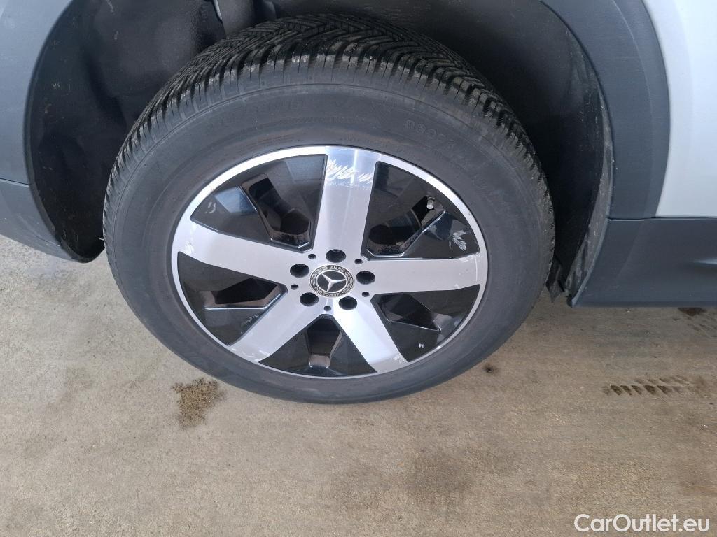  Mercedes  GLB MERCEDES-BENZ  / 2019 / 5P / SUV  200 d Business Line #67