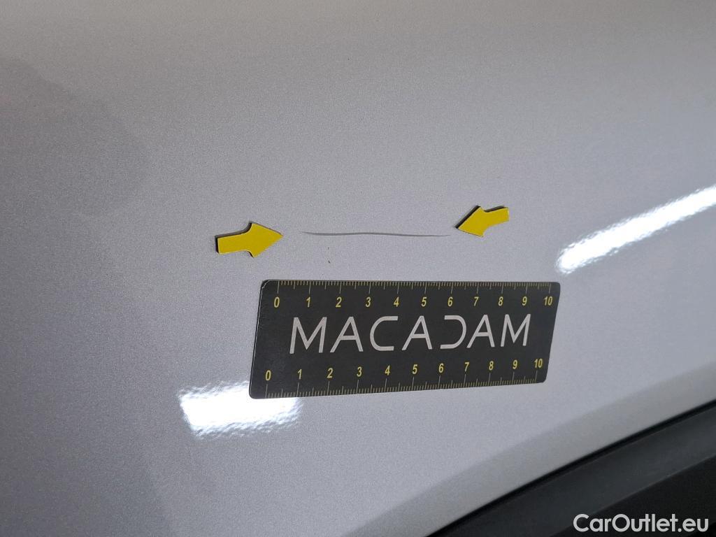  Mercedes  GLB MERCEDES-BENZ  / 2019 / 5P / SUV  200 d Business Line #94