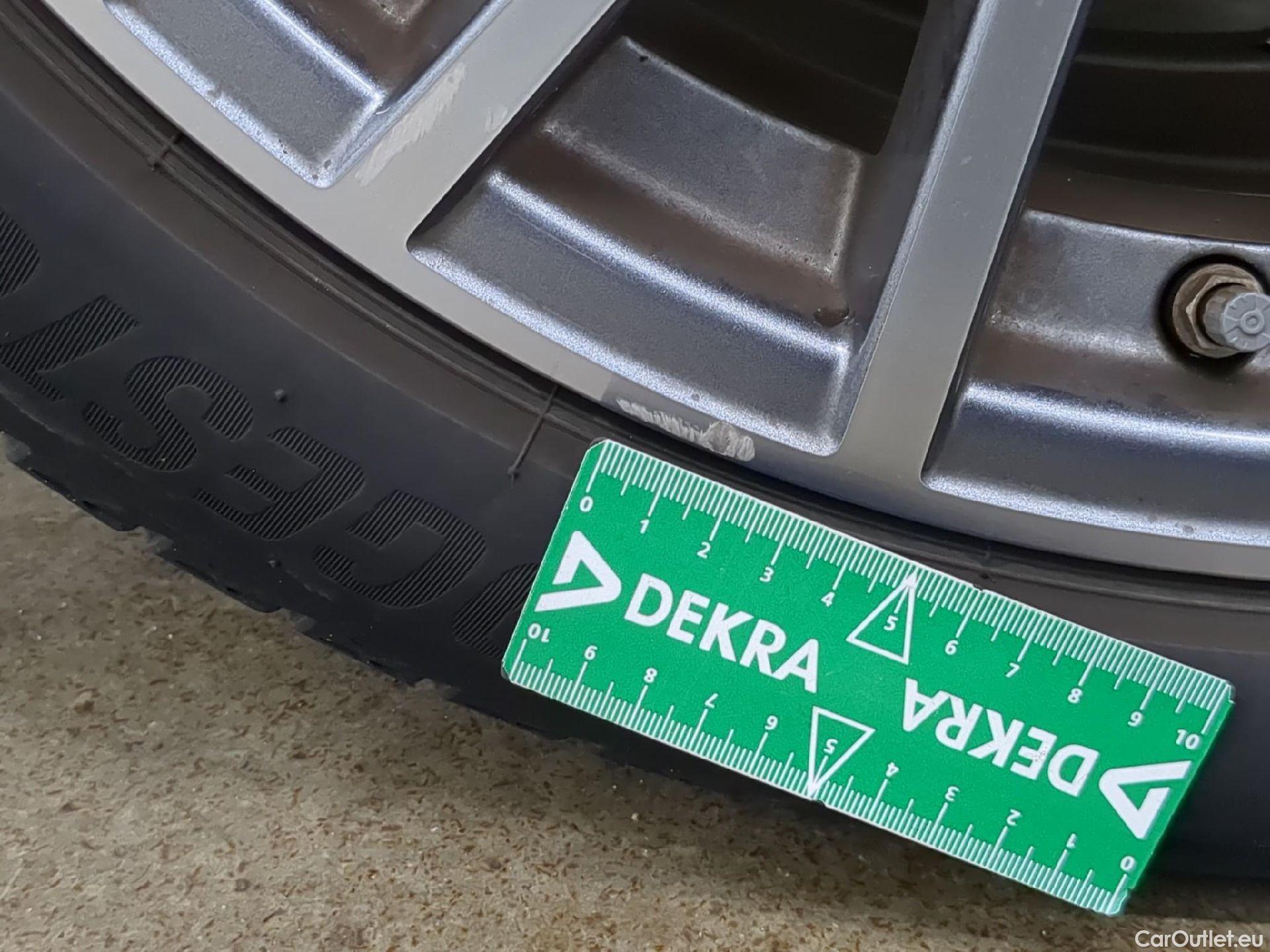  Mercedes  CLA-Klasse MERCEDES-BENZ CLA Coupe / 2019 / 4P / Coupé CLA 250 e Business Line #7