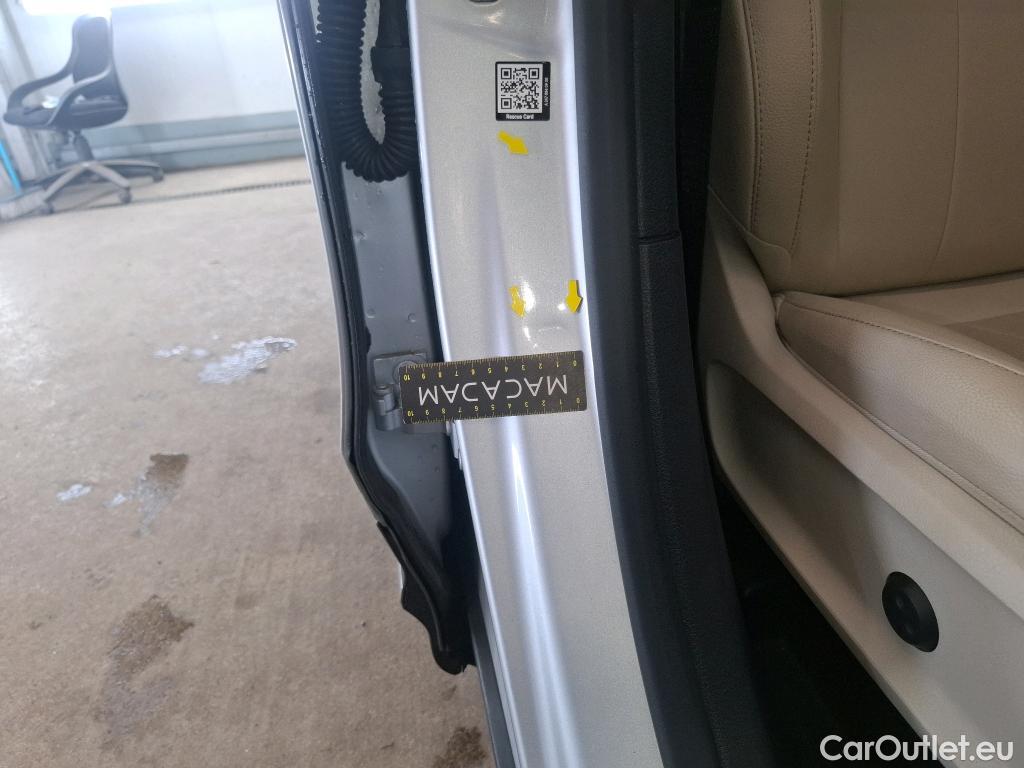  Mercedes  GLB MERCEDES-BENZ  / 2019 / 5P / SUV  200 d Business Line #85