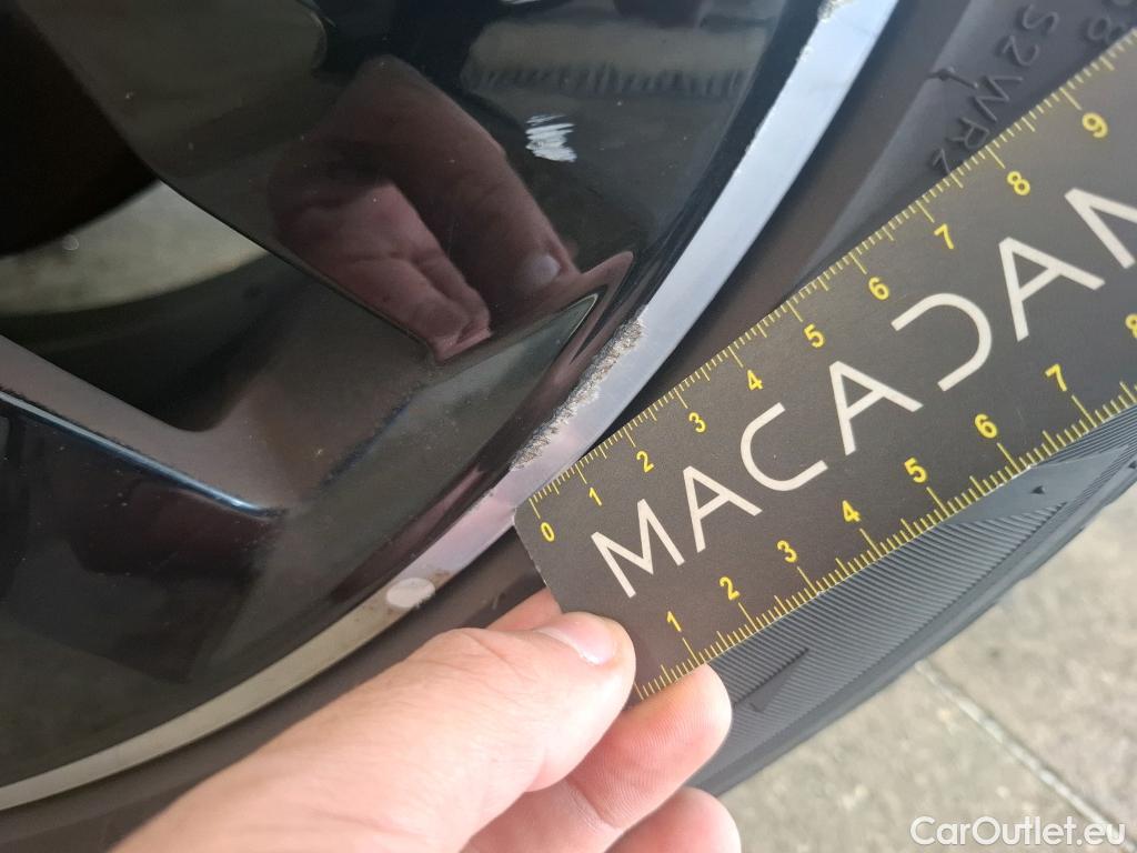  Mercedes  GLB MERCEDES-BENZ  / 2019 / 5P / SUV  200 d Business Line #44