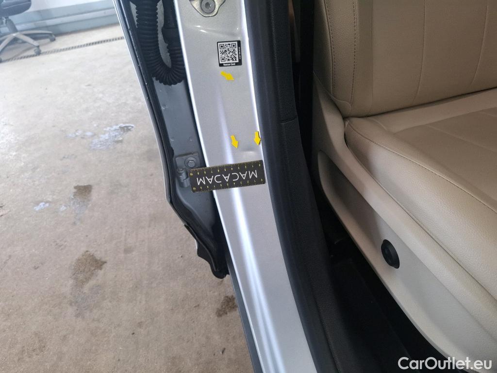  Mercedes  GLB MERCEDES-BENZ  / 2019 / 5P / SUV  200 d Business Line #86