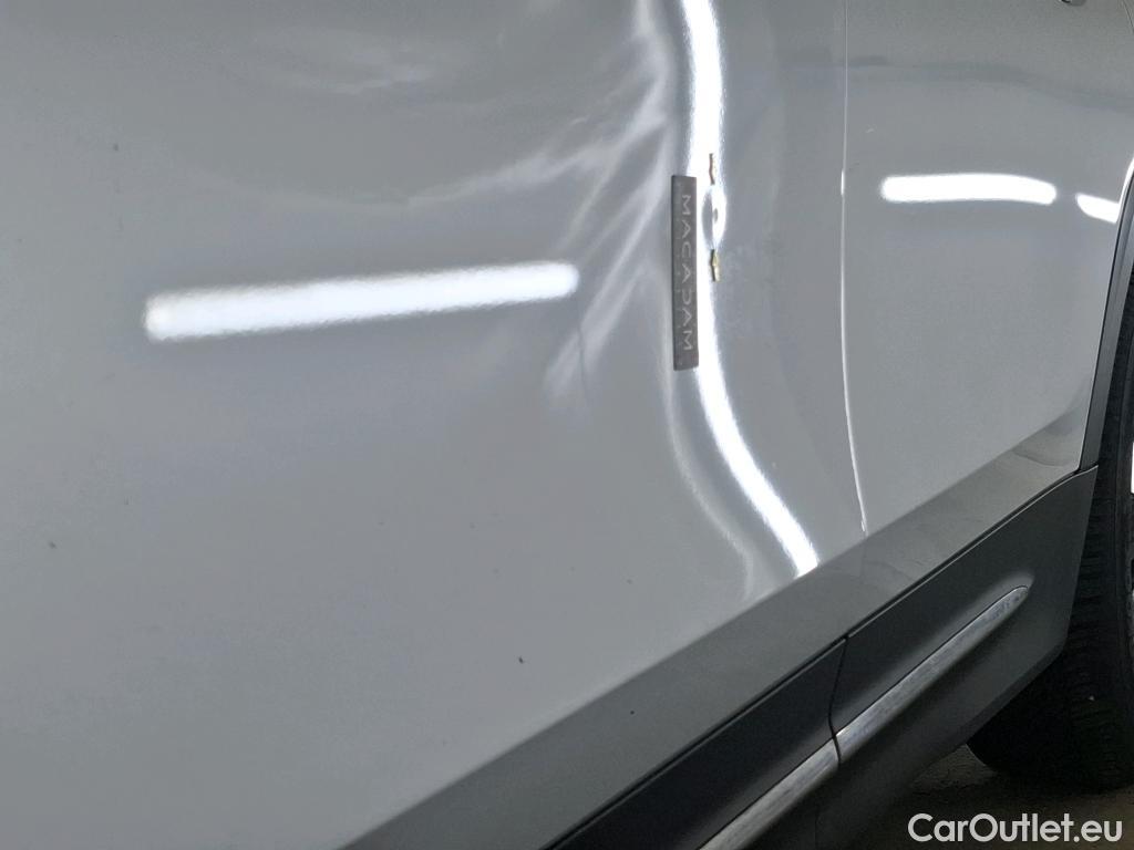  Mercedes  GLB MERCEDES-BENZ  / 2019 / 5P / SUV  200 d Business Line #89