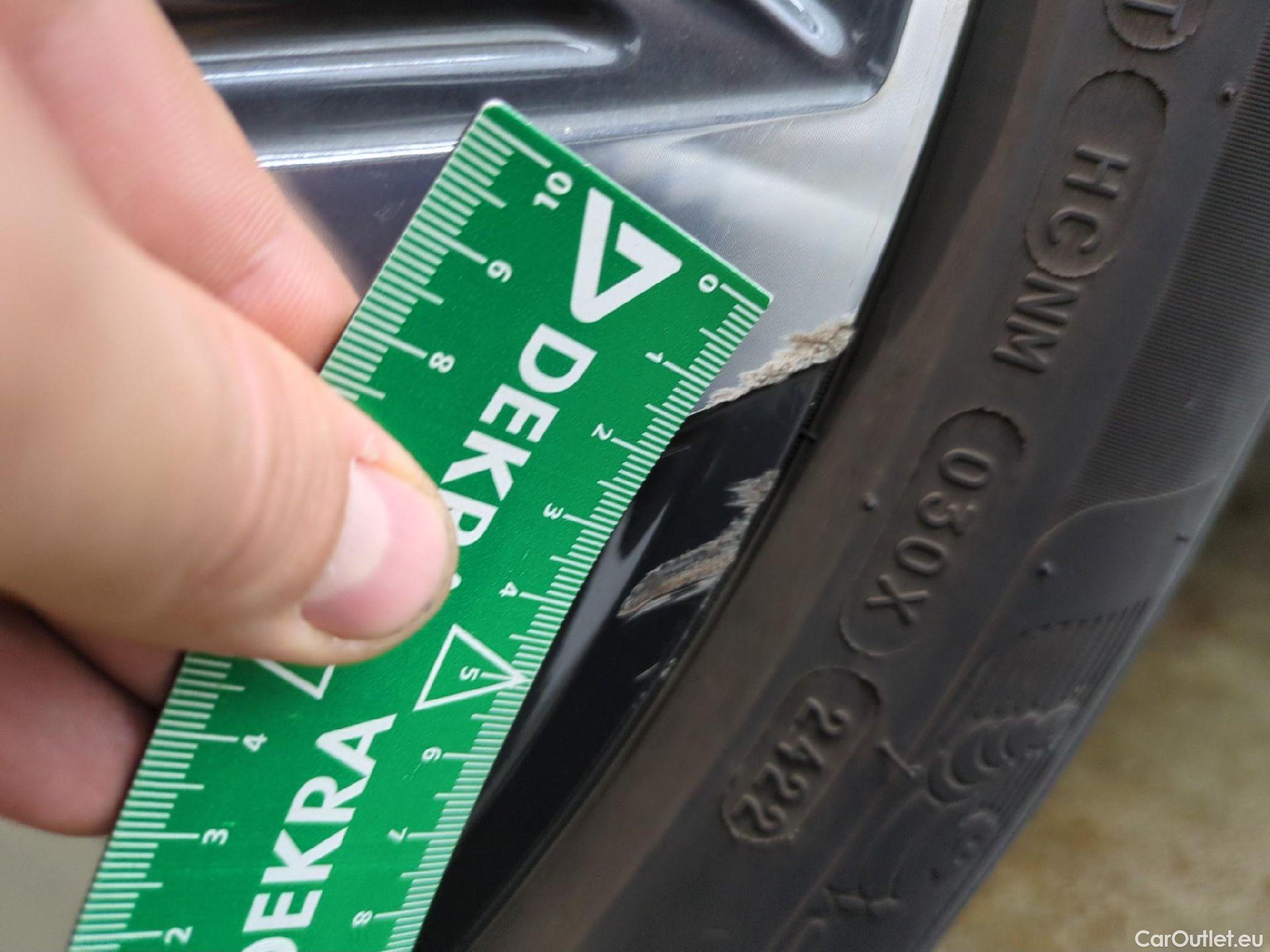  Hyundai  Tucson HYUNDAI  / 2020 / 5P / SUV 1.6 PHEV 265 HTRAC EXECUTIVE 4WD AUTO #8