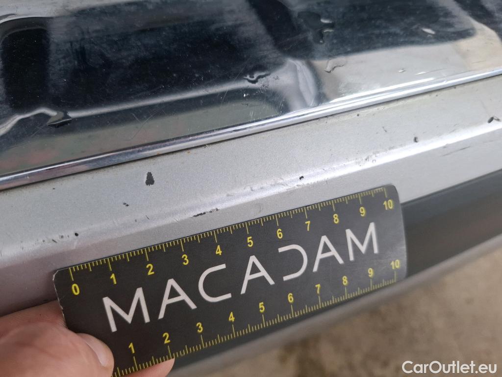  Mercedes  GLB MERCEDES-BENZ  / 2019 / 5P / SUV  200 d Business Line #35