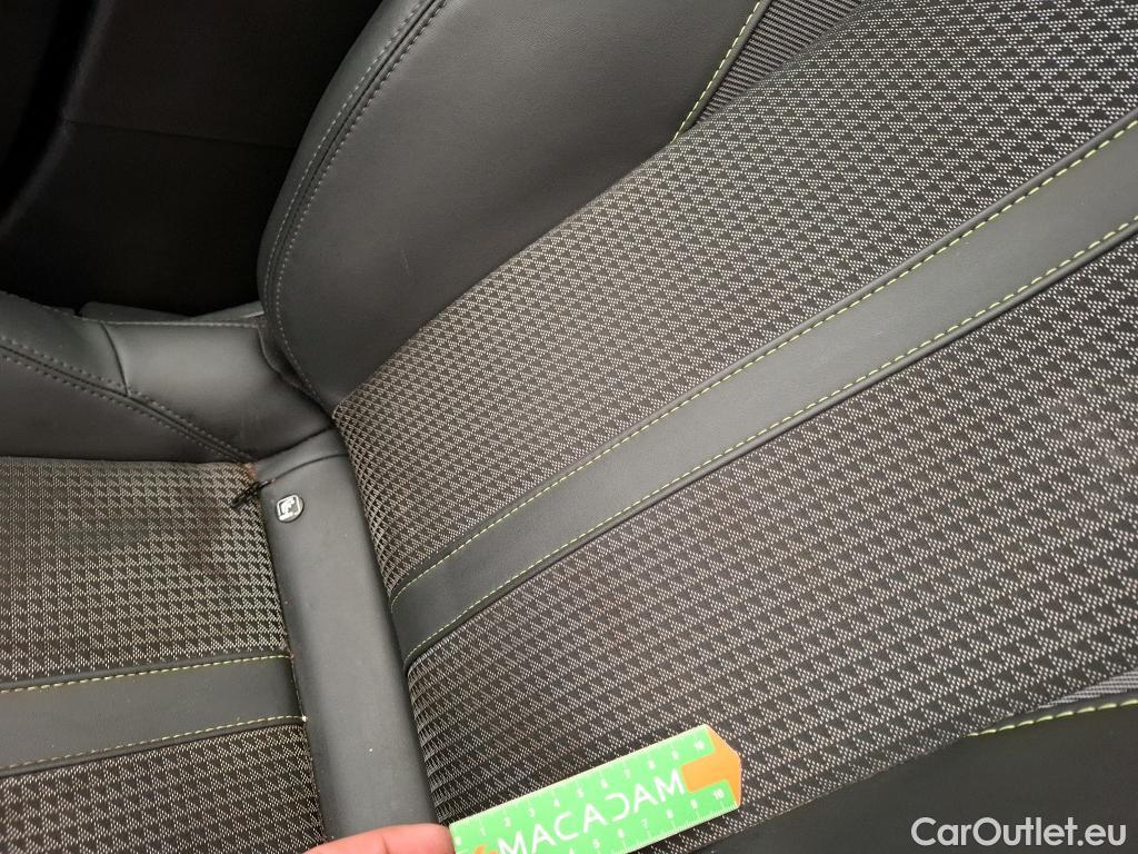  Peugeot  208  GT 1.2 PureTech 130CV BVA8 E6d #2