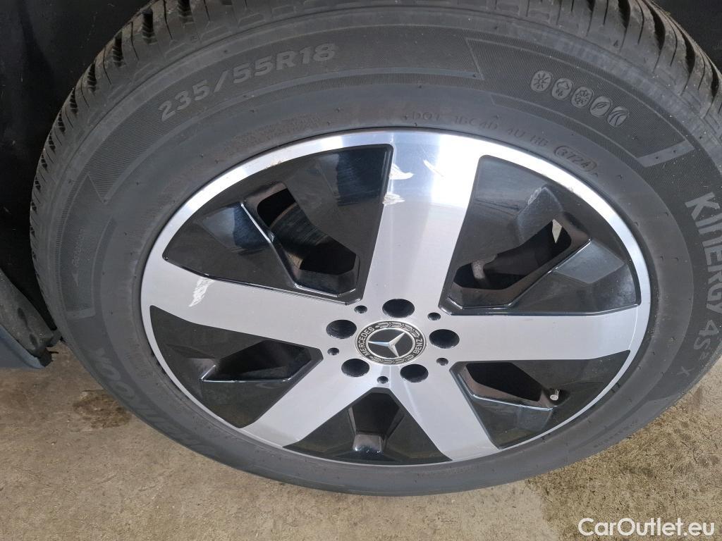  Mercedes  GLB MERCEDES-BENZ  / 2019 / 5P / SUV  200 d Business Line #49