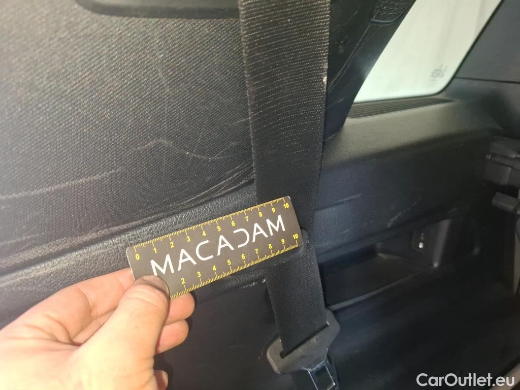  Mercedes  GLB MERCEDES-BENZ  / 2019 / 5P / SUV  200 d Business Line #79